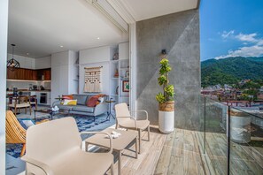 Terrace/patio - Stunning Super Studio at Avida! Awesome roofdeck! (Puerto Vallarta)