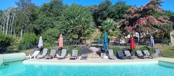 Le Séchoir des acacias, 110m2 gîte "La Noyeraie" with heated swimming pool. 