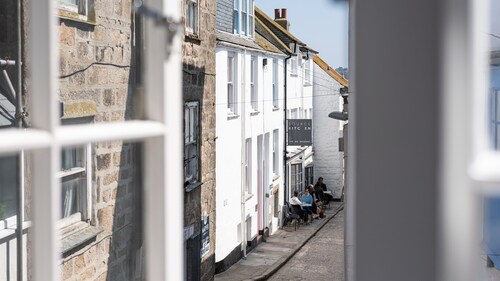 In-between Cottage, St Ives