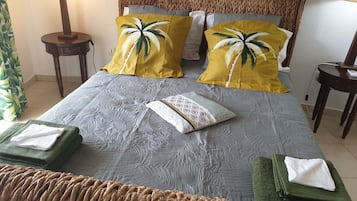 3 chambres, fer et planche Ă  repasser, Wi-Fi, draps fournis