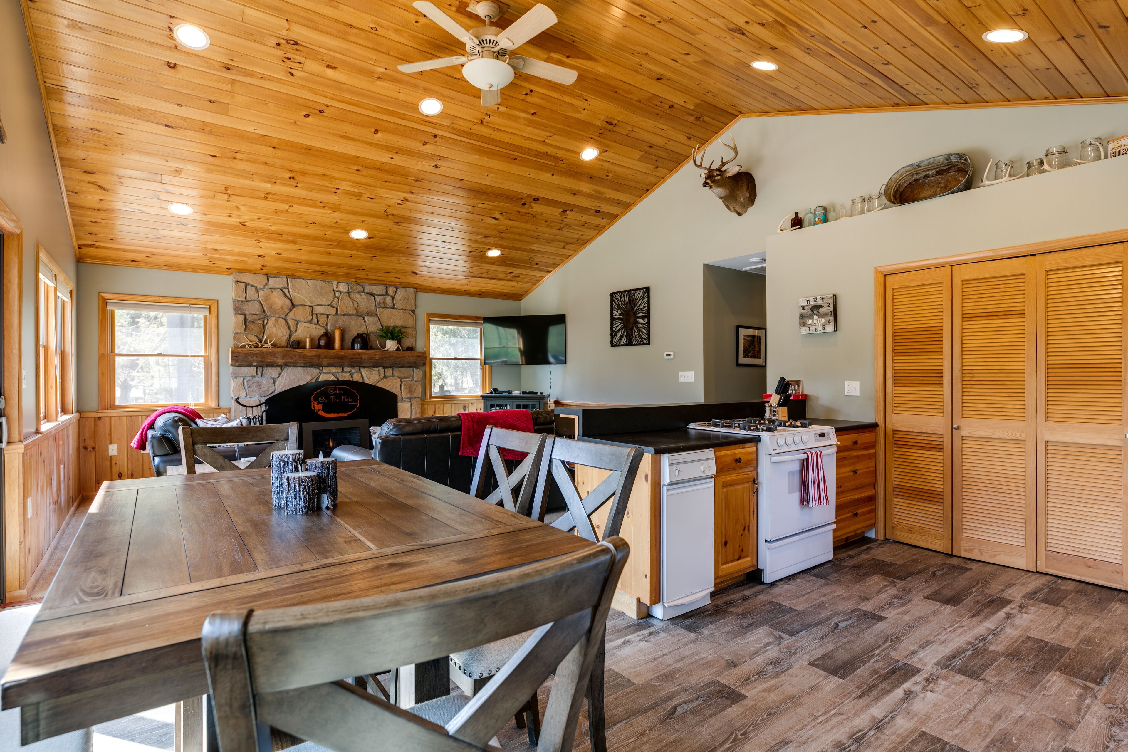 Cabin on the Flats: ATV/Snowmobile Accessible