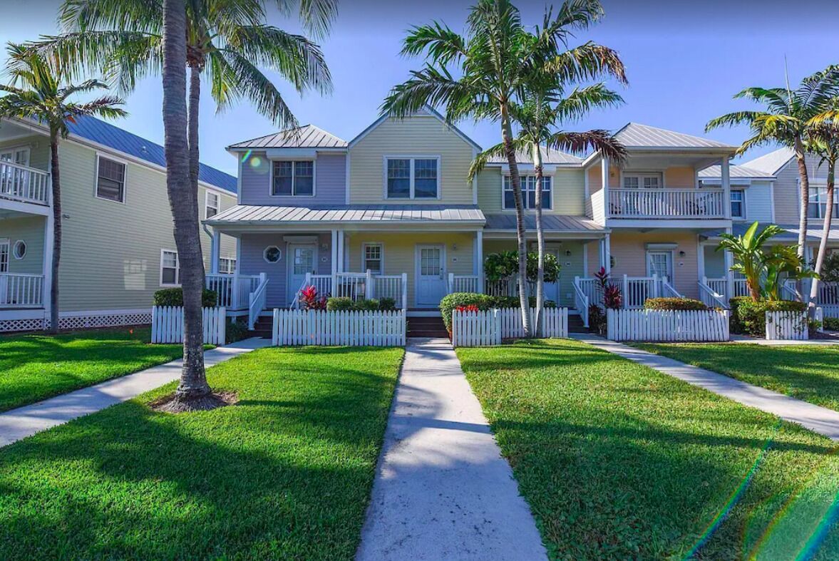 Oceanfront Duck Key Townhouse - Sleeps 6 in Marathon, United States