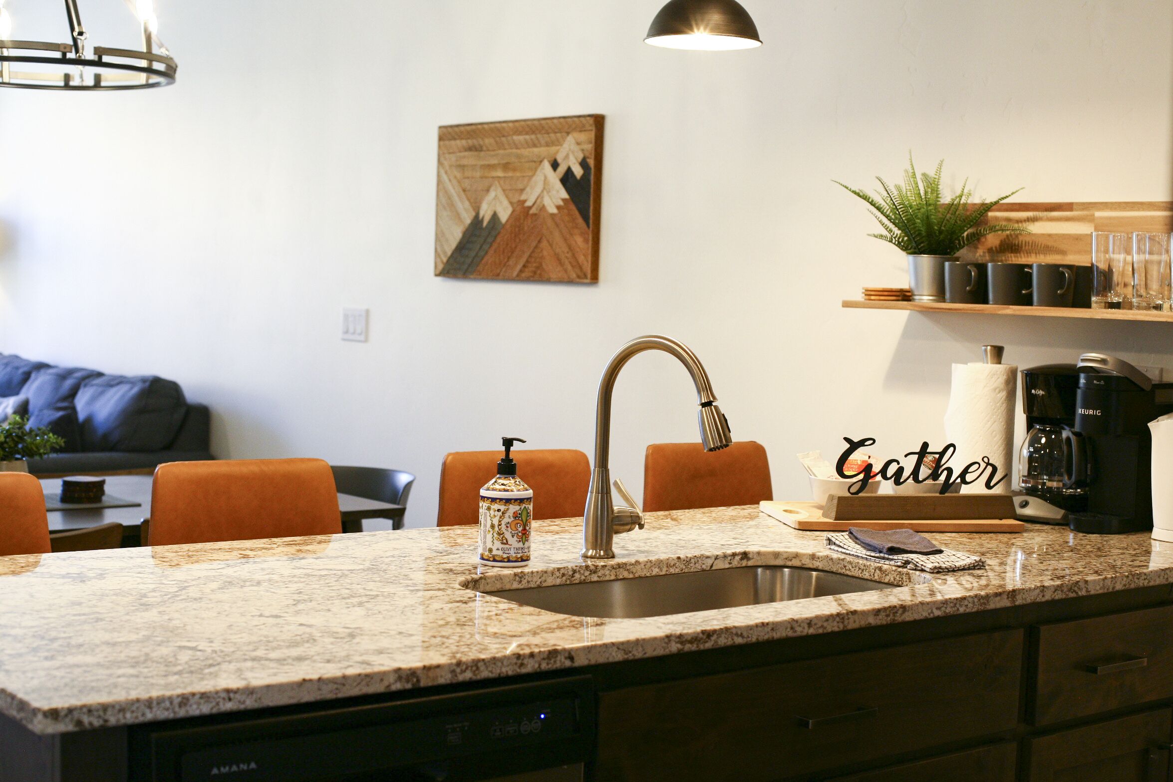 The Gathering Place- REFRESH. ADVENTURE. GATHER. REPEAT. - Vacation Townhome