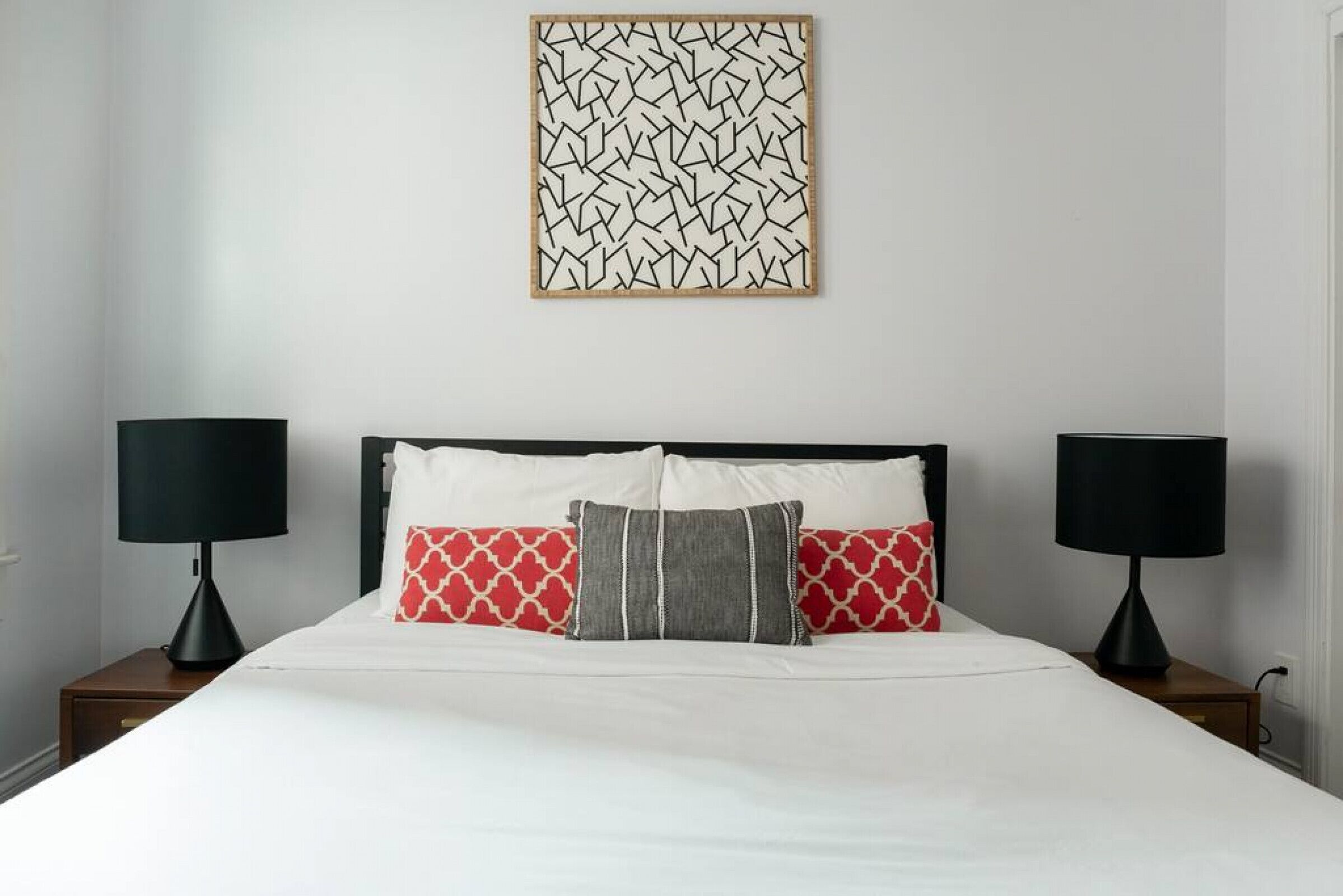 Modern 1BRs steps from Boston Common + South End