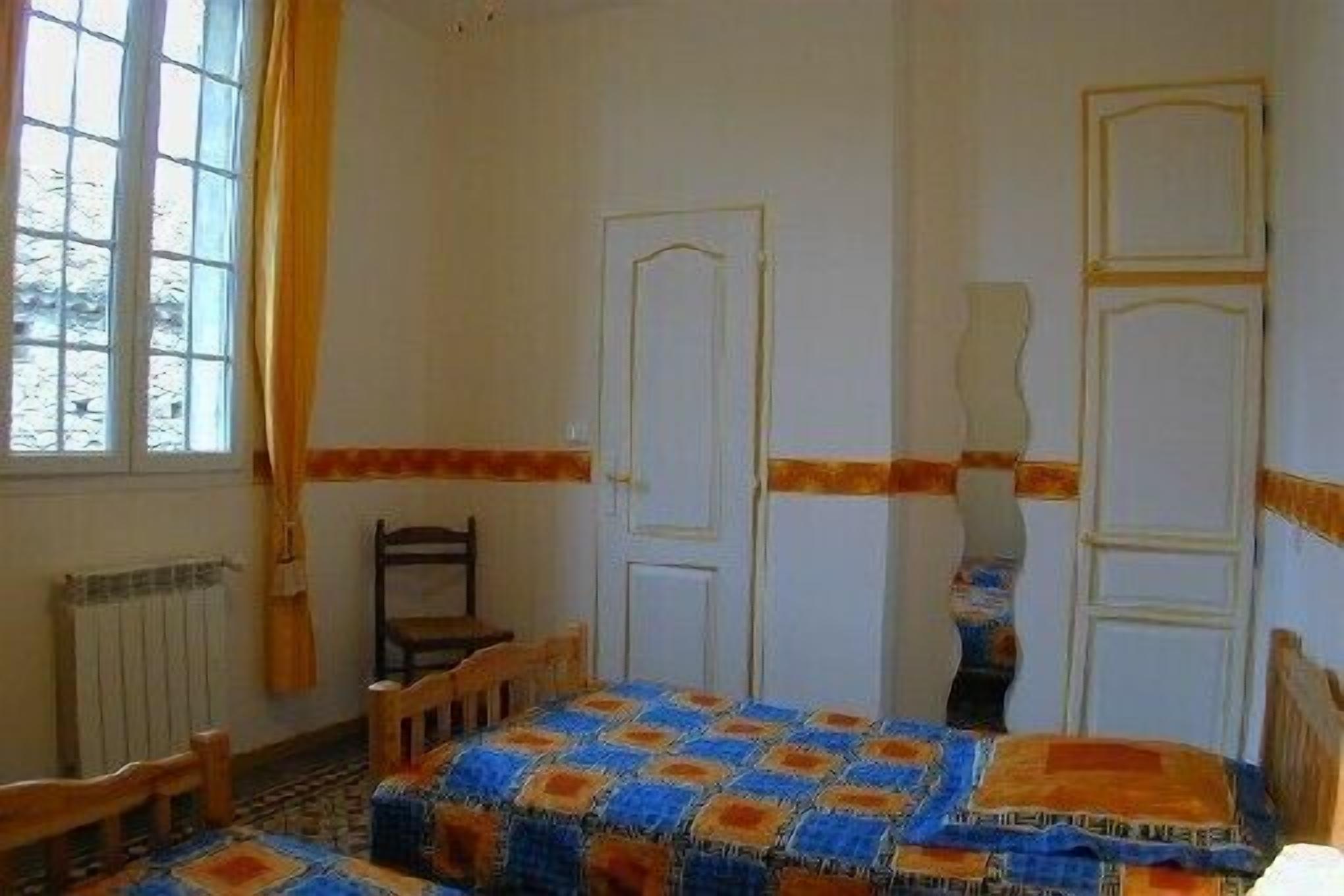 Pretty restored farmhouse in an old wine farm between Uzes and Nîmes