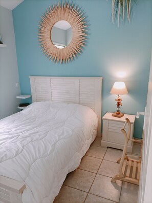 2 bedrooms, iron/ironing board, free WiFi