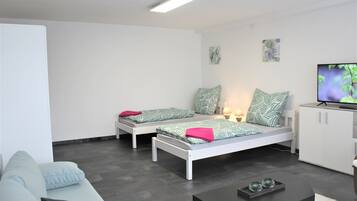 1 chambre, fer et planche Ă repasser, lit parapluie, Wi-Fi gratuit