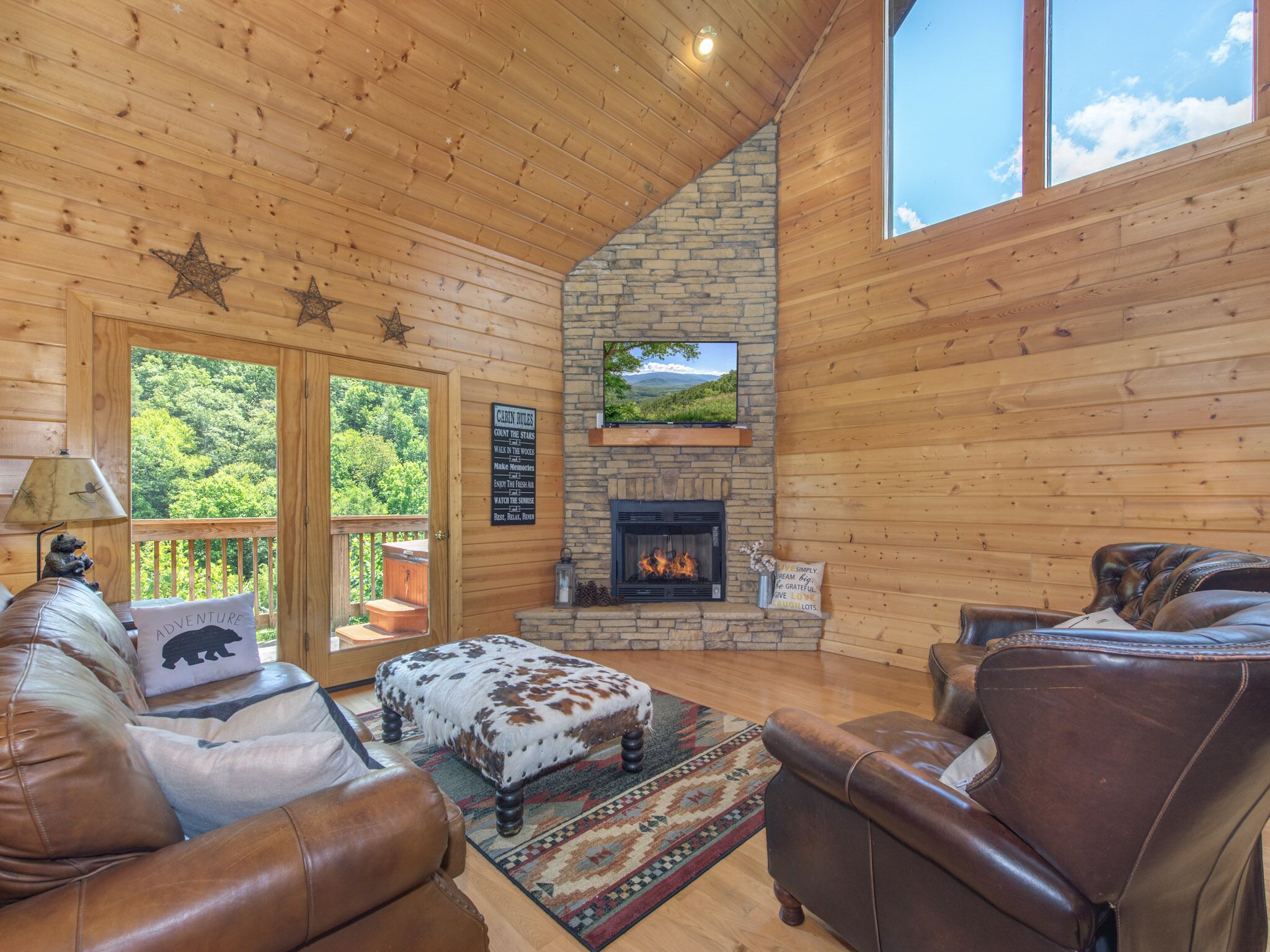 Alexas Hideaway | Pool Access, Hot Tub, Pool Table