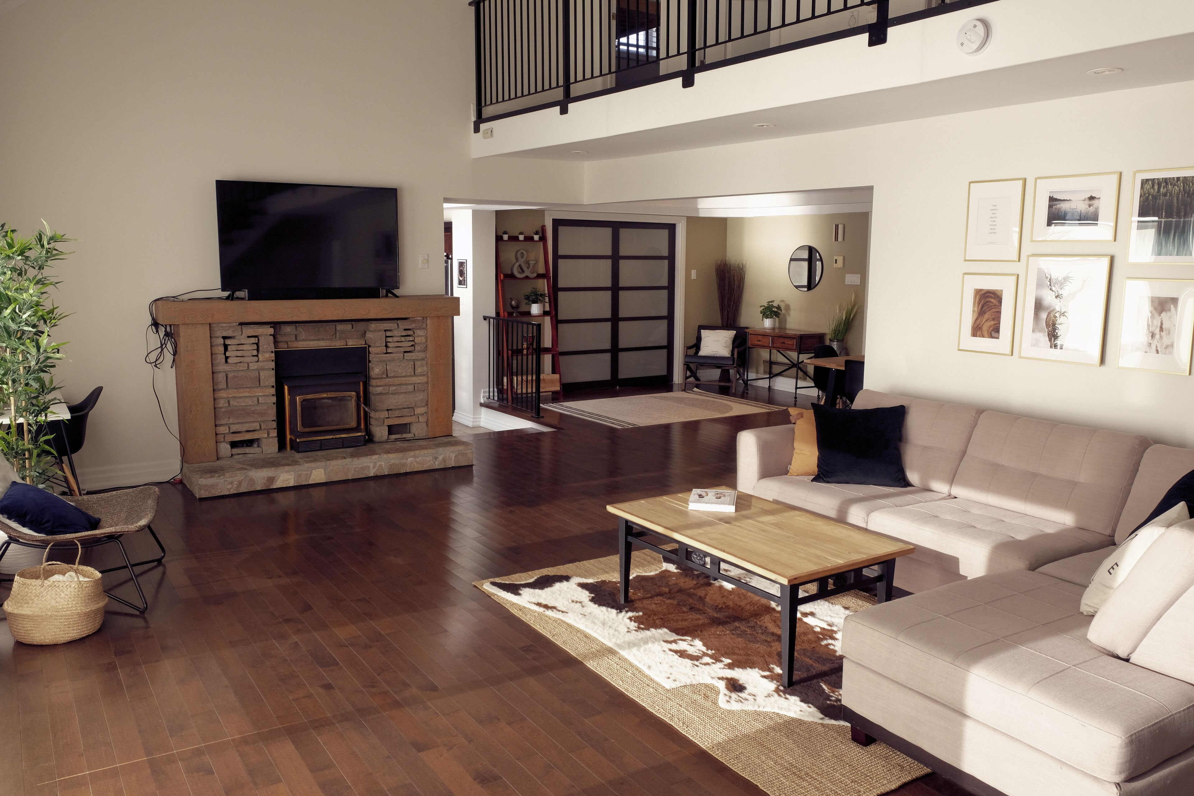 Modern Waterfront Home ~10ppl~Breathtaking Sunsets