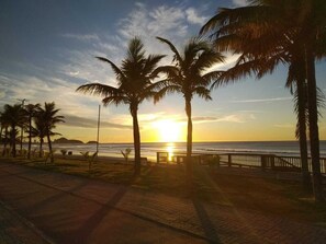 In Strandnähe, Liegestühle