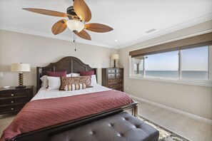 3 chambres, fer et planche à repasser, lit parapluie, Wi-Fi gratuit