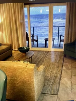 Interior - Dawn Beach Club Condo overlooking the beach and St. Barts in the distance (Sint Maarten)