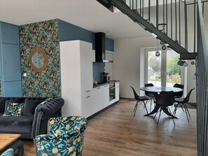 Smart TV - Fully renovated cottage with swimming pool in the heart of Cotentin (MONTEBOURG)