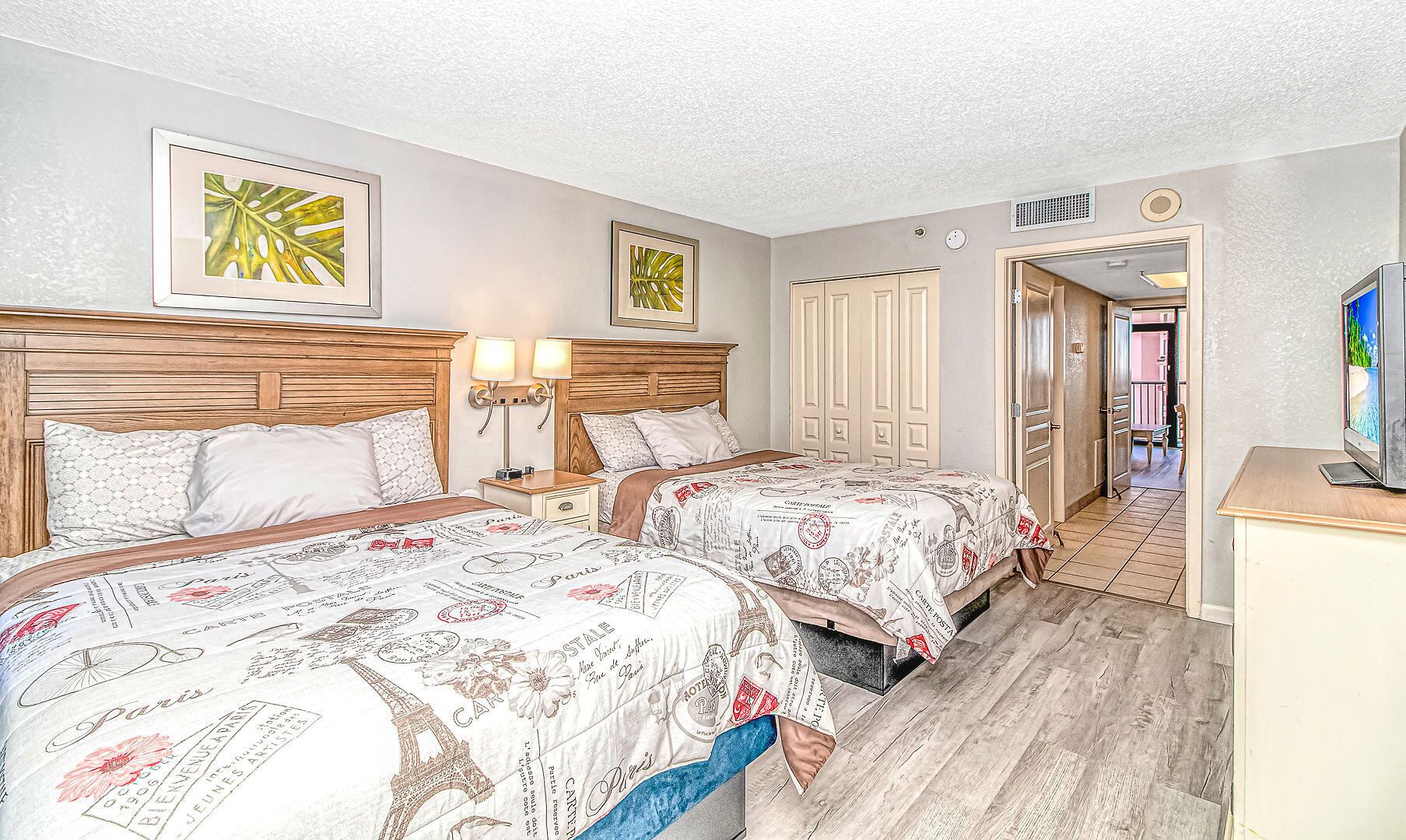 SUPERB OCEAN VIEWS FROM THIS BEAUTIFUL OCEAN VIEW CONDO