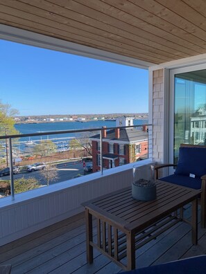 Terrace/patio - Exquisite 2BR/2BA+Stunning Views+Munjoy Hill (Portland)