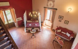 1 chambre, coffre-fort, accĂšs au Wi-Fi (inclus), literie fournie