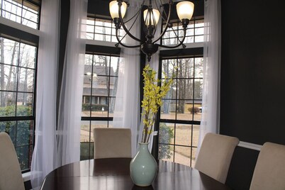 Spaces house with a Jacuzzi bath tube!!!