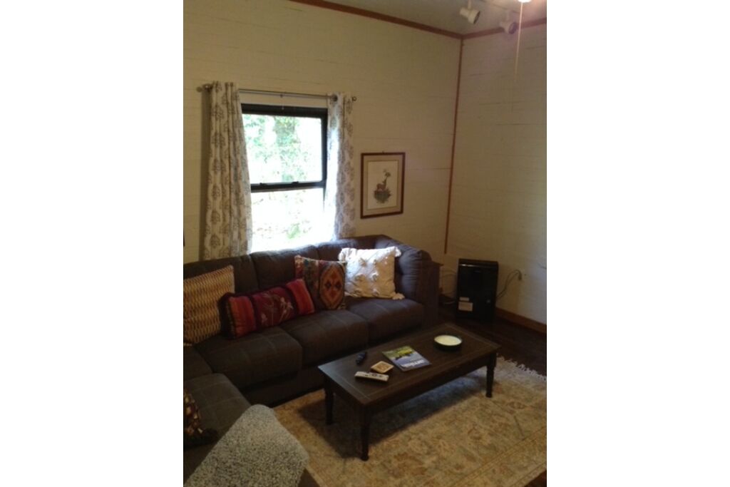 Rustic, yet modern Cabin Escape