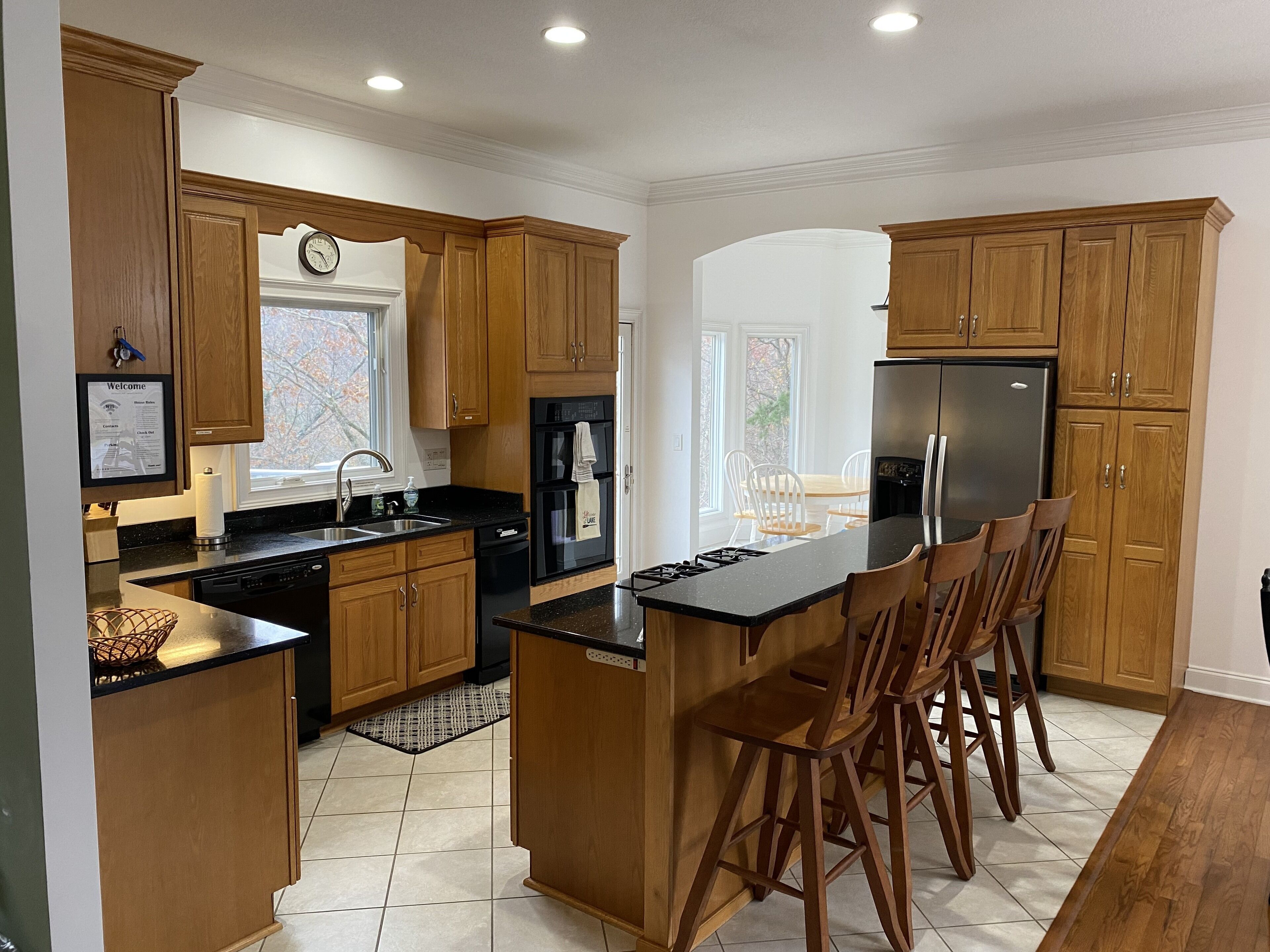 Quiet and Convenient Lakefront Home