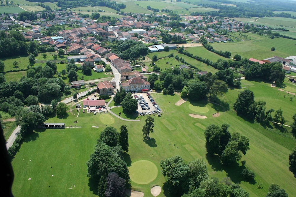 Gite de Groupe 15 Couchage - Golf 18 Trous - Meuse