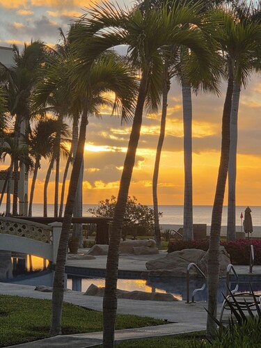 Las Mananitas Ground floor overlooking the Pools and Sea of Cortez! Ocean Front!