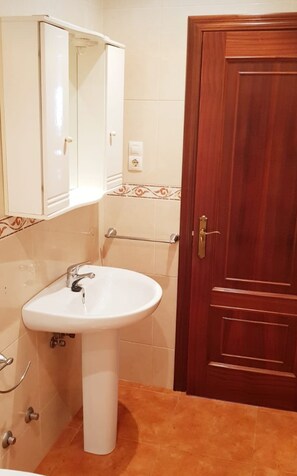 Handdoeken, toiletpapier