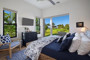 6 bedrooms, iron/ironing board, WiFi, bed sheets