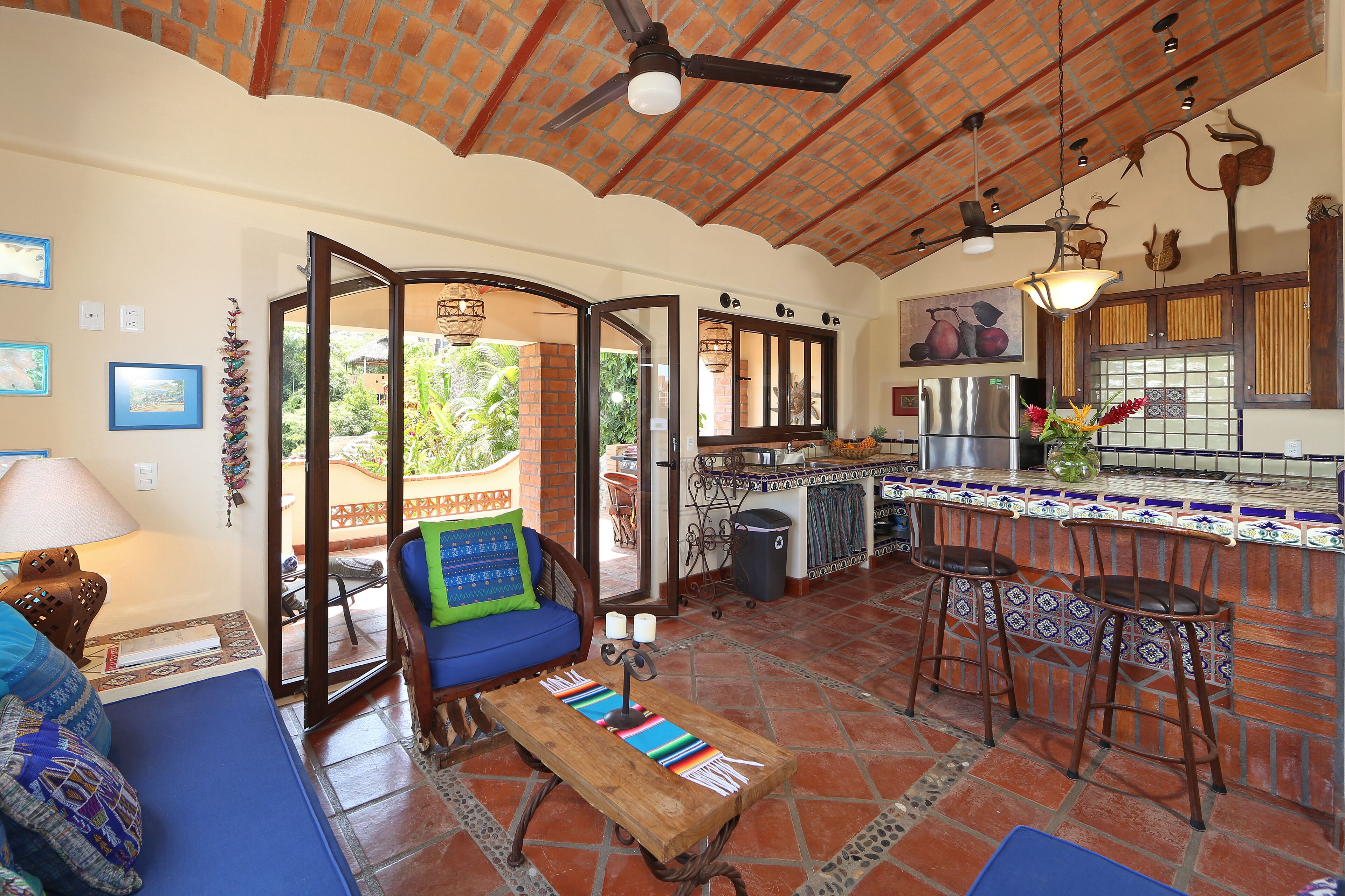 1/BD Private Villa, Lovely Pool, Tranquil location, 5 min walk to town/beach