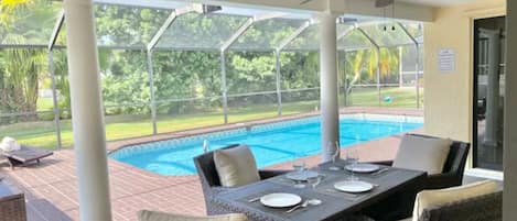 Outdoor pool, a heated pool