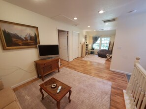 Smart TV, books, offices