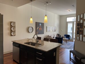 Interior - Luxury apartment in the galleria area  (Houston)