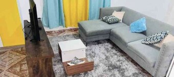 5 minutes drive to the beach