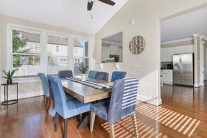 Dining - Spacious Family Getaway ~ Fire Pit~ Private Office (Raleigh)