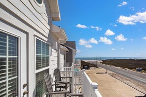 Property grounds - WhiteCap Beach & OCEAN VIEW! Pool & BBQ☀ (Corpus Christi)