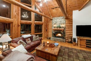 Smart TV, fireplace, video games, Netflix