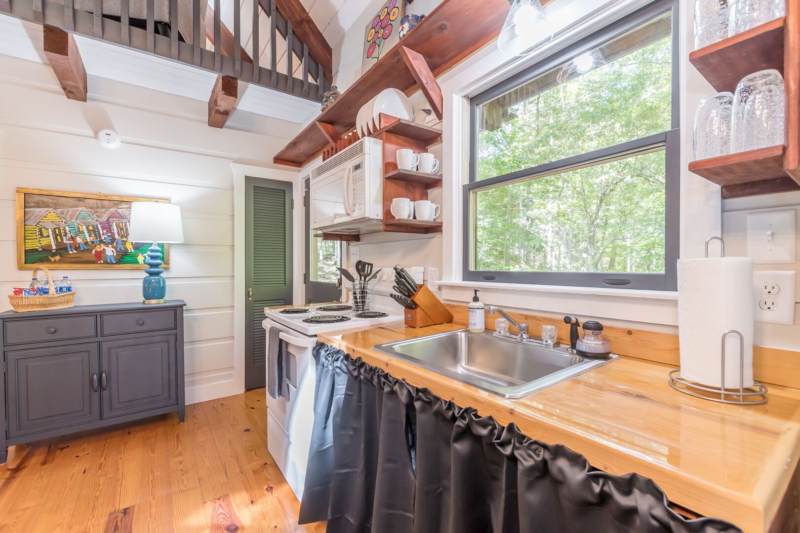 River Mountain Cabin Near Helen, Demorest & More