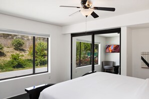 6 habitaciones, escritorio y tabla de planchar con plancha 