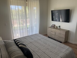 3 chambres, fer et planche Ă repasser, Wi-Fi gratuit, draps fournis