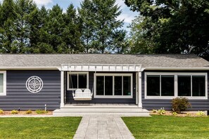 Exterior - This charming home is nestled just behind downtown Douglas. A quick walk will (Douglas)