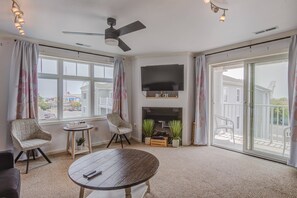 Fireplace, Netflix, streaming services