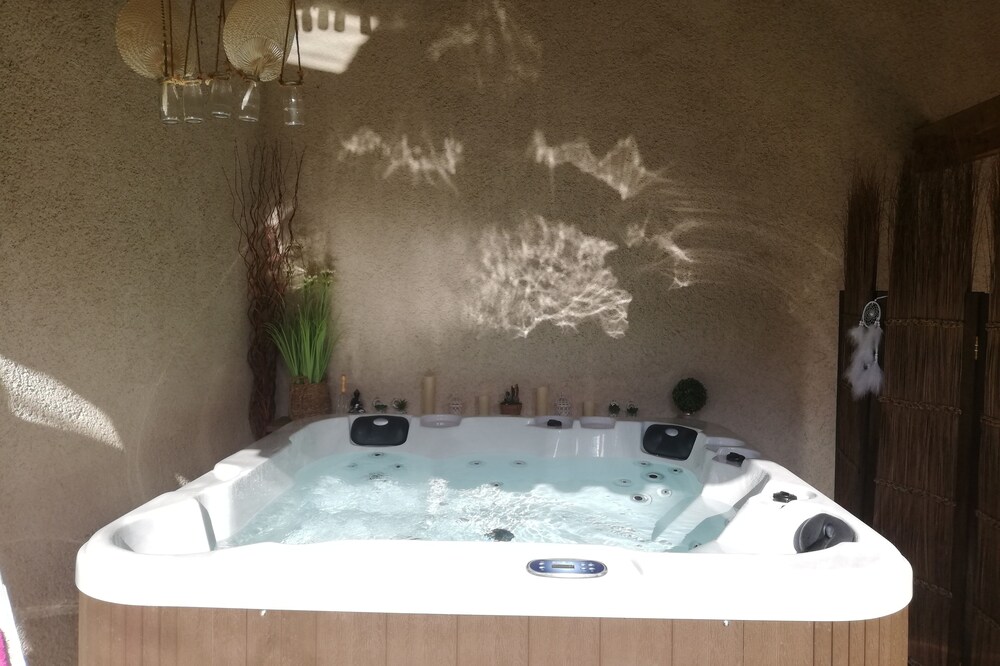 Mas en Provence Avec SPA Privé