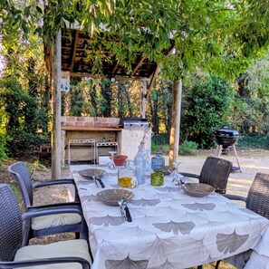 Outdoor dining - Mas en Provence Avec SPA Privé (Carpentras)