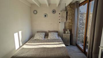 3 chambres, lit parapluie, Wi-Fi gratuit, draps fournis
