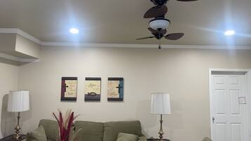 TV connectée, chaîne hi-fi