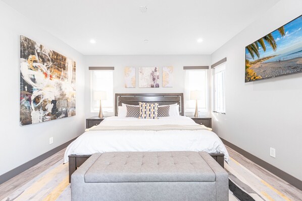 4 bedrooms, free WiFi, bed sheets