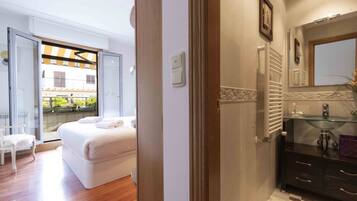 2 soveværelser, strygejern/strygebræt, gratis Wi-Fi, sengetøj