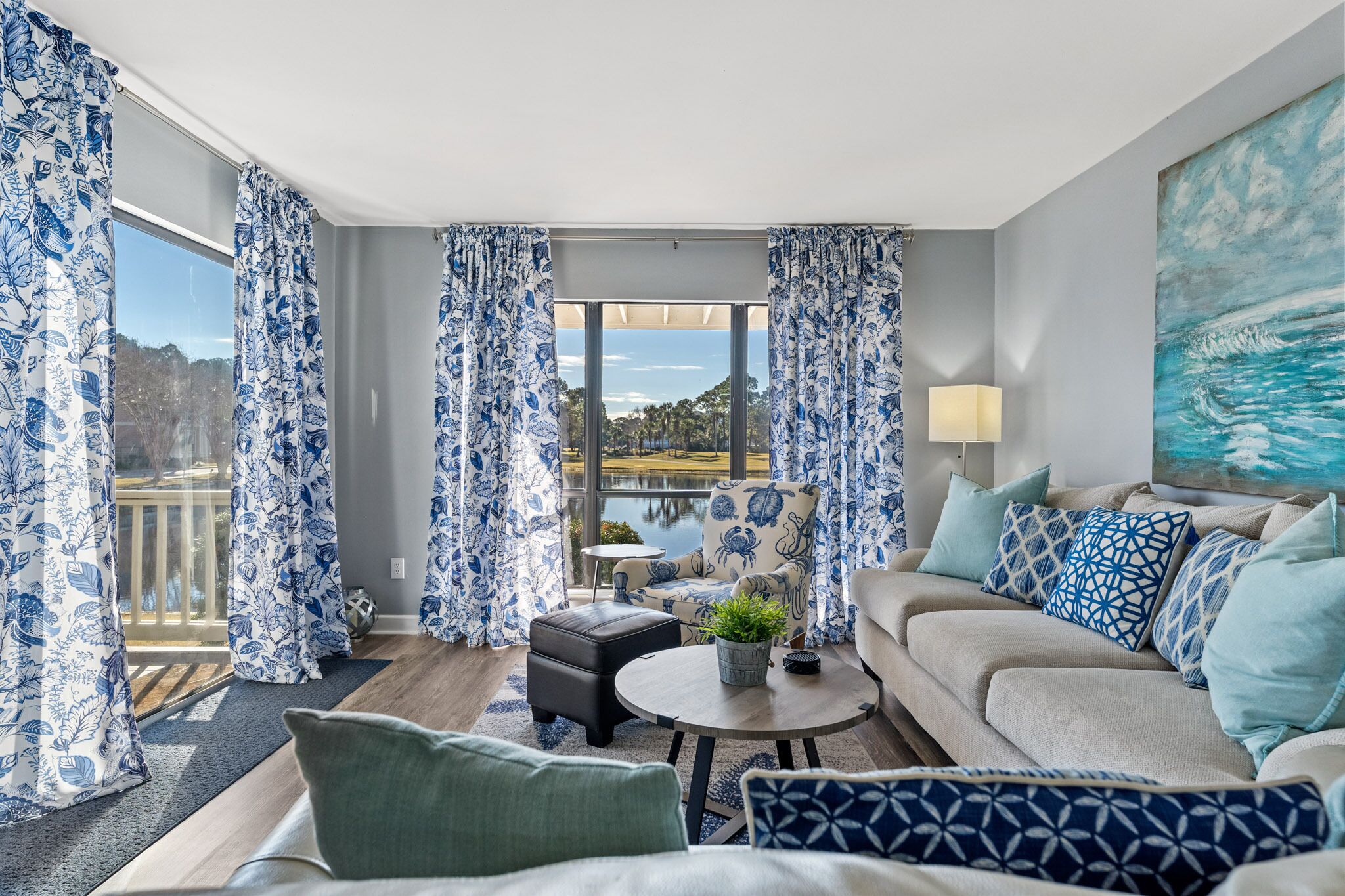 Free Activities Included*Large Patio with Water & Golf View* Beach & Pool Access