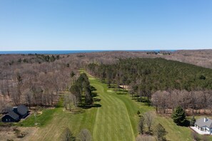 Golf - Modern Home in Birchwood Farms, Near Ski Hills & Downtown Harbor Springs! (Harbor Springs)