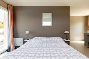 6 Schlafzimmer, Bügeleisen/Bügelbrett, Reisekinderbett, kostenloses WLAN