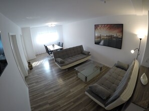 Smart TV - Ferienwohnung (Rastatt)